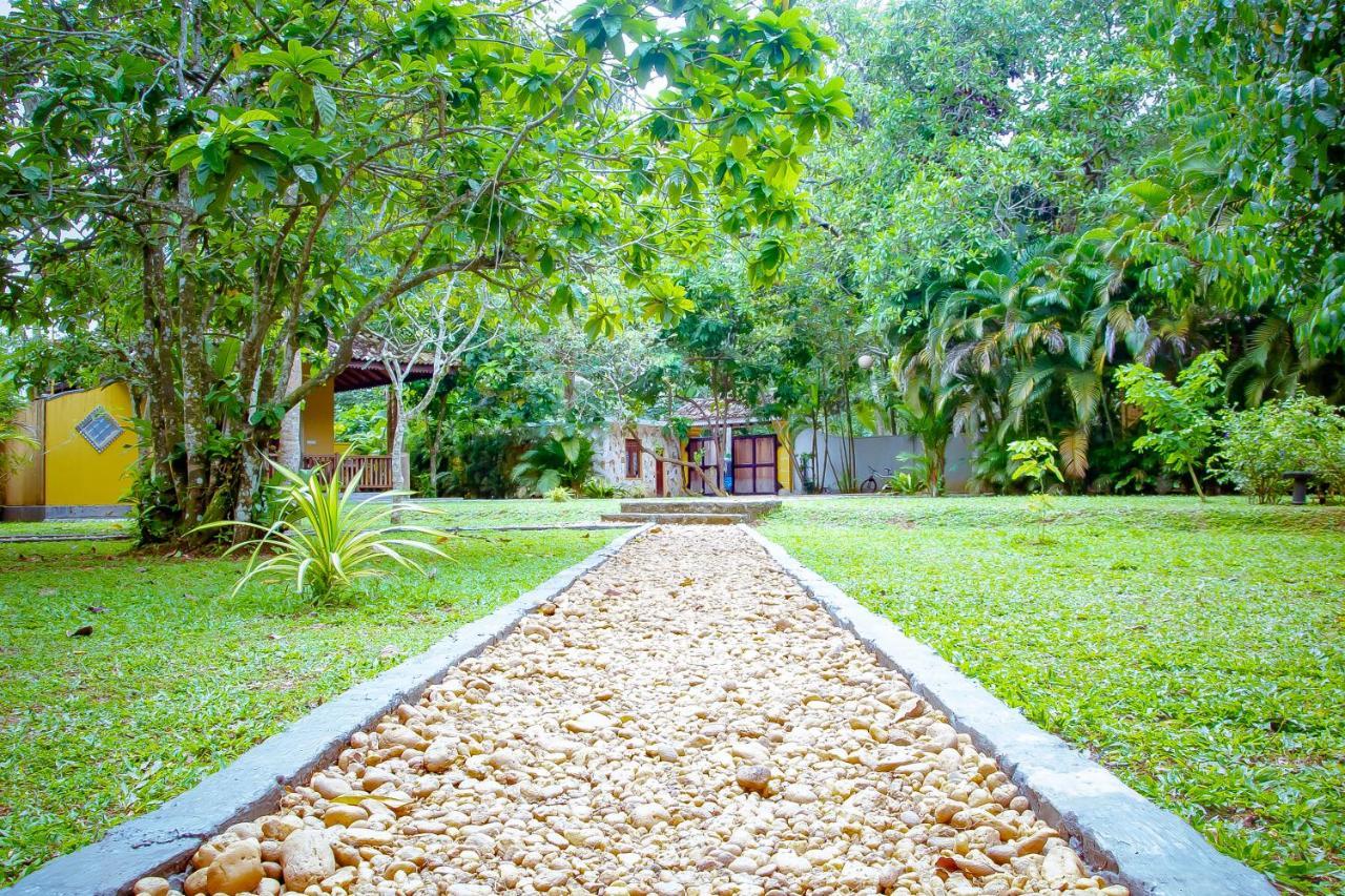 Birds Paradise Cabanas Unawatuna Esterno foto