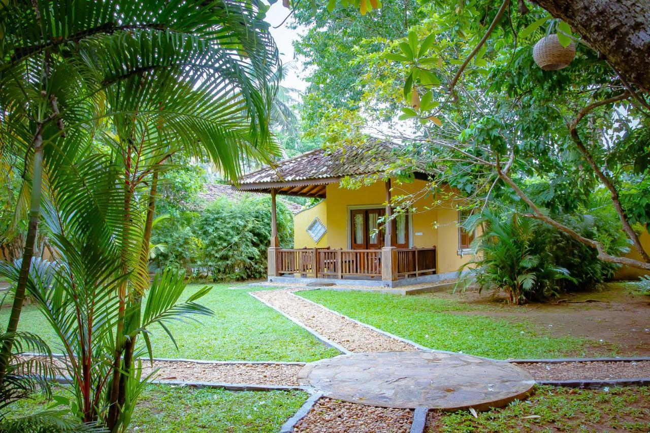 Birds Paradise Cabanas Unawatuna Esterno foto